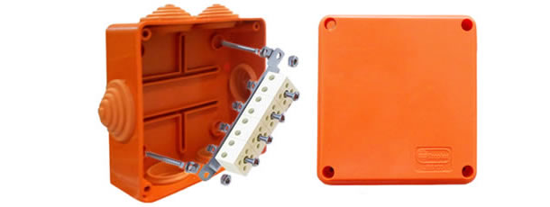 Коробка JBS100 100х100х55, 6 вых., 3P (0,15...2,5мм²) (43007HF) монтажная, огнестойкая, без галогена