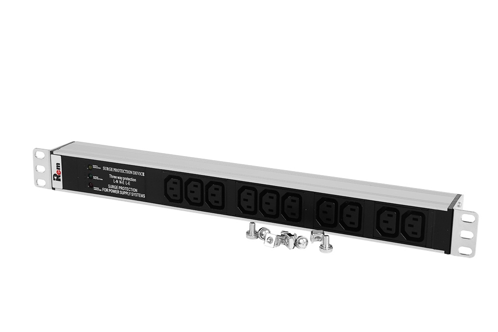 R-10-10C13-FI-440-Z, блок розеток 19"