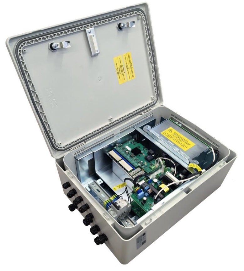 Tfortis PSW+UPS-Box 8х2Pro, коммутатор для подключения 8 камер